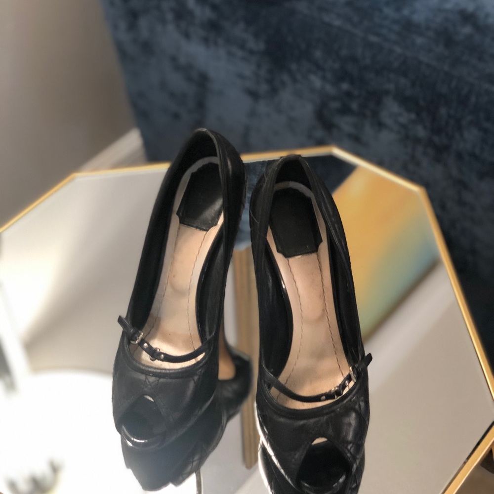 Christian Dior Cannage Black Pumps - Picture 8 of 9